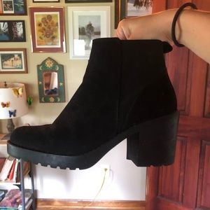 H&M Chelsea Ankle Boots